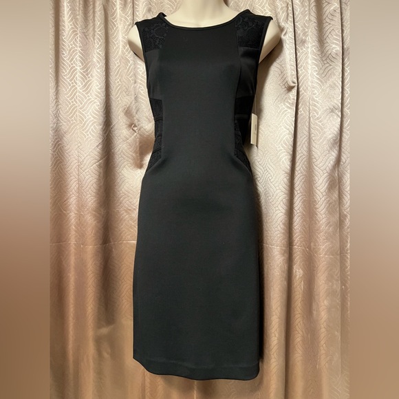 Black Dress with Lace Detail - Picture 3 of 3